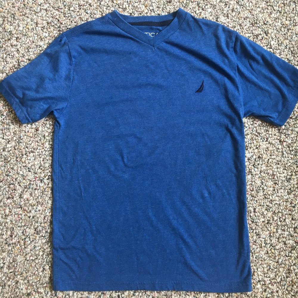 Nautica, short sleeve tee shirt.